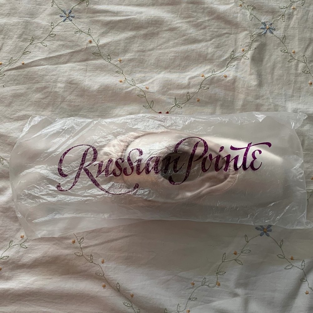 Russian Pointe "Sapfir" Pointe Shoes 39 w5 v2 FM